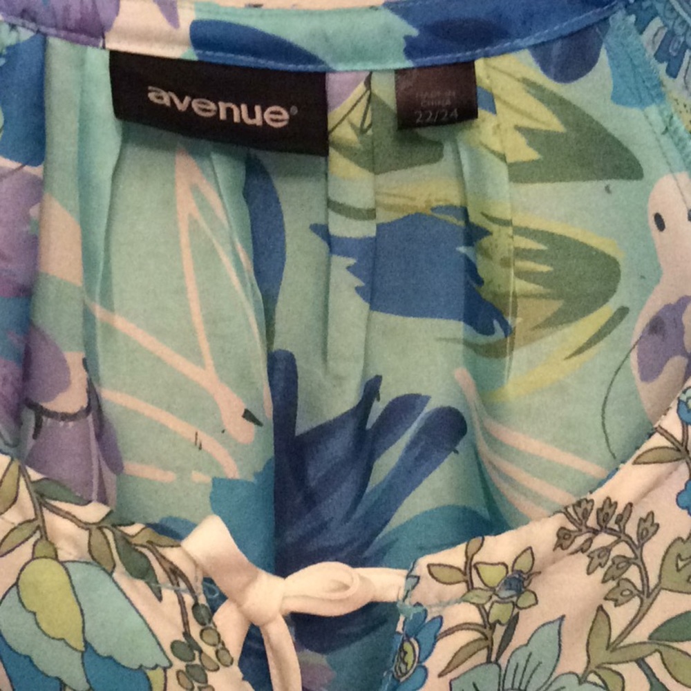 Avenue Beautiful Fab Multi-Print Chic Boho Top - Picture 2 of 5